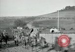 Immagine di Noi le truppe dell esercito francese con i bambini nella prima guerra mondiale Francia, 1918, secondo 48 filmato di repertorio 65675029238