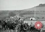 Immagine di Noi le truppe dell esercito francese con i bambini nella prima guerra mondiale Francia, 1918, secondo 55 filmato di repertorio 65675029238