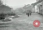 Standbild US 1 Division 6 Field Artillery in Ersten Weltkrieg Schlacht Exermont Frankreich, 1918, aus Sekunde 53 historischem Filmmaterial Videoclip 65675029241