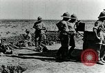 Image des troupes britanniques dans une position défensive Mésopotamie, 1917, de la seconde 26 séquences d'archives historiques vidéo 65675029249