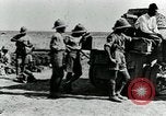 Image des troupes britanniques dans une position défensive Mésopotamie, 1917, de la seconde 30 séquences d'archives historiques vidéo 65675029249