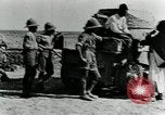 Image des troupes britanniques dans une position défensive Mésopotamie, 1917, de la seconde 33 séquences d'archives historiques vidéo 65675029249