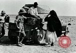 Image des troupes britanniques dans une position défensive Mésopotamie, 1917, de la seconde 37 séquences d'archives historiques vidéo 65675029249
