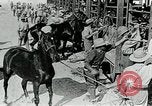 Immagine di British egiziano forza expeditionary Il Cairo Egitto, 1917, secondo 13 filmato di repertorio 65675029250