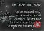 Standbild camel Caravan der britischen Truppen Palästina, 1918, aus Sekunde 3 historischem Filmmaterial Videoclip 65675029252