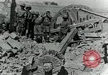 Standbild camel Caravan der britischen Truppen Palästina, 1918, aus Sekunde 52 historischem Filmmaterial Videoclip 65675029252