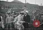 Image armée fédérale mexicaine forces à railroad station Veracruz au Mexique, 1914, de la seconde 26 séquences d'archives historiques vidéo 65675029258