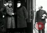 Immagine di Orso polare funzionari della spedizione Arkhangelsk Russia, 1918, secondo 3 filmato di repertorio 65675029273