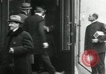 Immagine di Orso polare funzionari della spedizione Arkhangelsk Russia, 1918, secondo 31 filmato di repertorio 65675029273