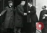 Immagine di Orso polare funzionari della spedizione Arkhangelsk Russia, 1918, secondo 35 filmato di repertorio 65675029273