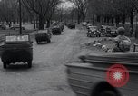 Standbild amphibious Jeeps United States USA, 1943, aus Sekunde 8 historischem Filmmaterial Videoclip 65675029285