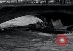 Standbild amphibious Jeeps United States USA, 1943, aus Sekunde 20 historischem Filmmaterial Videoclip 65675029285