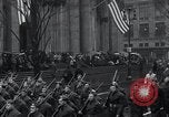 Standbild St Patrick's Day Parade New York City USA, 1943, aus Sekunde 25 historischem Filmmaterial Videoclip 65675029286
