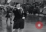 Standbild St Patrick's Day Parade New York City USA, 1943, aus Sekunde 37 historischem Filmmaterial Videoclip 65675029286
