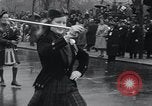 Standbild St Patrick's Day Parade New York City USA, 1943, aus Sekunde 38 historischem Filmmaterial Videoclip 65675029286