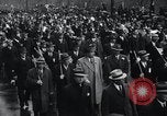 Standbild St Patrick's Day Parade New York City USA, 1943, aus Sekunde 40 historischem Filmmaterial Videoclip 65675029286