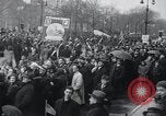 Standbild St Patrick's Day Parade New York City USA, 1943, aus Sekunde 52 historischem Filmmaterial Videoclip 65675029286