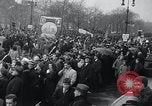 Standbild St Patrick's Day Parade New York City USA, 1943, aus Sekunde 54 historischem Filmmaterial Videoclip 65675029286