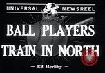 Standbild New York Giants Ausbildung in Zweiten Weltkrieg College Park Maryland USA, 1943, aus Sekunde 3 historischem Filmmaterial Videoclip 65675029287