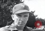 Standbild New York Giants Ausbildung in Zweiten Weltkrieg College Park Maryland USA, 1943, aus Sekunde 26 historischem Filmmaterial Videoclip 65675029287