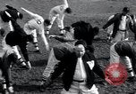 Standbild New York Giants Ausbildung in Zweiten Weltkrieg College Park Maryland USA, 1943, aus Sekunde 41 historischem Filmmaterial Videoclip 65675029287