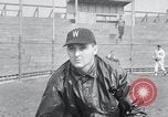 Standbild New York Giants Ausbildung in Zweiten Weltkrieg College Park Maryland USA, 1943, aus Sekunde 57 historischem Filmmaterial Videoclip 65675029287