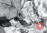Standbild tank Minen Kanada, 1943, aus Sekunde 62 historischem Filmmaterial Videoclip 65675029290