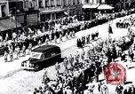 Standbild 100 Geburtstag von Louis Braille Tod Paris Frankreich, 1952, aus Sekunde 7 historischem Filmmaterial Videoclip 65675029292