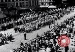 Standbild 100 Geburtstag von Louis Braille Tod Paris Frankreich, 1952, aus Sekunde 16 historischem Filmmaterial Videoclip 65675029292