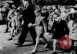Standbild 100 Geburtstag von Louis Braille Tod Paris Frankreich, 1952, aus Sekunde 26 historischem Filmmaterial Videoclip 65675029292