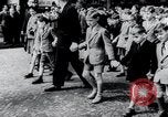 Standbild 100 Geburtstag von Louis Braille Tod Paris Frankreich, 1952, aus Sekunde 28 historischem Filmmaterial Videoclip 65675029292
