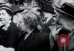 Standbild 100 Geburtstag von Louis Braille Tod Paris Frankreich, 1952, aus Sekunde 45 historischem Filmmaterial Videoclip 65675029292
