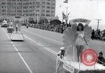 Image Miss Univers concurrents California United States USA, 1952, de la seconde 9 séquences d'archives historiques vidéo 65675029295