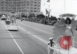 Image Miss Univers concurrents California United States USA, 1952, de la seconde 10 séquences d'archives historiques vidéo 65675029295