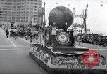 Image Miss Univers concurrents California United States USA, 1952, de la seconde 19 séquences d'archives historiques vidéo 65675029295
