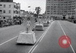 Image Miss Univers concurrents California United States USA, 1952, de la seconde 27 séquences d'archives historiques vidéo 65675029295