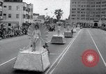Image Miss Univers concurrents California United States USA, 1952, de la seconde 28 séquences d'archives historiques vidéo 65675029295