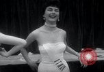 Image Miss Univers concurrents California United States USA, 1952, de la seconde 54 séquences d'archives historiques vidéo 65675029295