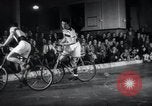 Image Bicycle polo Autriche, 1952, de la seconde 11 séquences d'archives historiques vidéo 65675029296