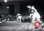 Image Bicycle polo Autriche, 1952, de la seconde 21 séquences d'archives historiques vidéo 65675029296