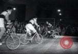 Image Bicycle polo Autriche, 1952, de la seconde 43 séquences d'archives historiques vidéo 65675029296