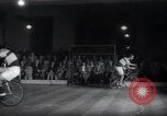 Image Bicycle polo Autriche, 1952, de la seconde 48 séquences d'archives historiques vidéo 65675029296
