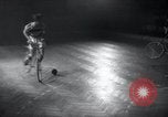 Image Bicycle polo Autriche, 1952, de la seconde 53 séquences d'archives historiques vidéo 65675029296