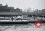 Standbild kommerziell gecharterten Hubschrauber New York United States USA, 1958, aus Sekunde 6 historischem Filmmaterial Videoclip 65675029302
