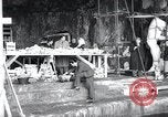 Standbild Ausgrabungen an der Grotte von Kaiser Tiberius Syrien, daraa Bosra, 1958, aus Sekunde 16 historischem Filmmaterial Videoclip 65675029303