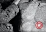 Standbild Ausgrabungen an der Grotte von Kaiser Tiberius Syrien, daraa Bosra, 1958, aus Sekunde 35 historischem Filmmaterial Videoclip 65675029303