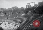 Standbild Ausgrabungen an der Grotte von Kaiser Tiberius Syrien, daraa Bosra, 1958, aus Sekunde 41 historischem Filmmaterial Videoclip 65675029303