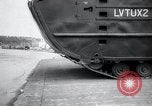 Standbild Amphibienfahrzeug LVT(U)X2 Goliath Seattle Washington USA, 1958, aus Sekunde 8 historischem Filmmaterial Videoclip 65675029304