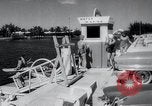 Standbild Badehauben Florida United States USA, 1958, aus Sekunde 8 historischem Filmmaterial Videoclip 65675029305