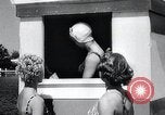 Standbild Badehauben Florida United States USA, 1958, aus Sekunde 13 historischem Filmmaterial Videoclip 65675029305